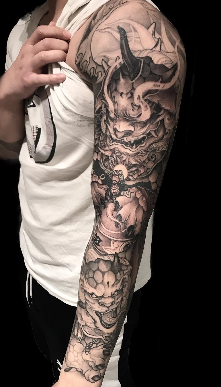 tatuaje brazo completo para hombre 73