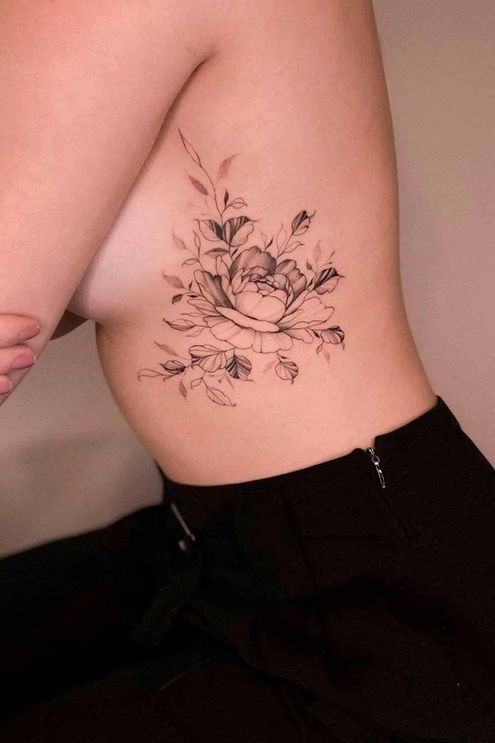 tatuaje costado para mujer 08