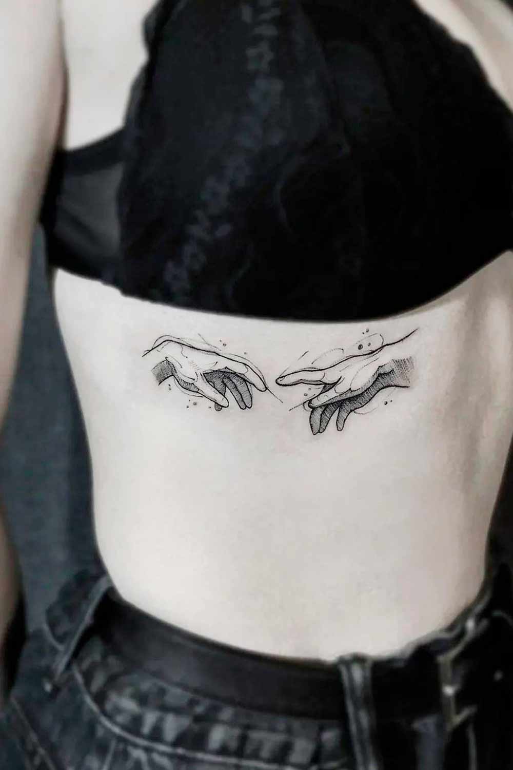 tatuaje costado para mujer 24