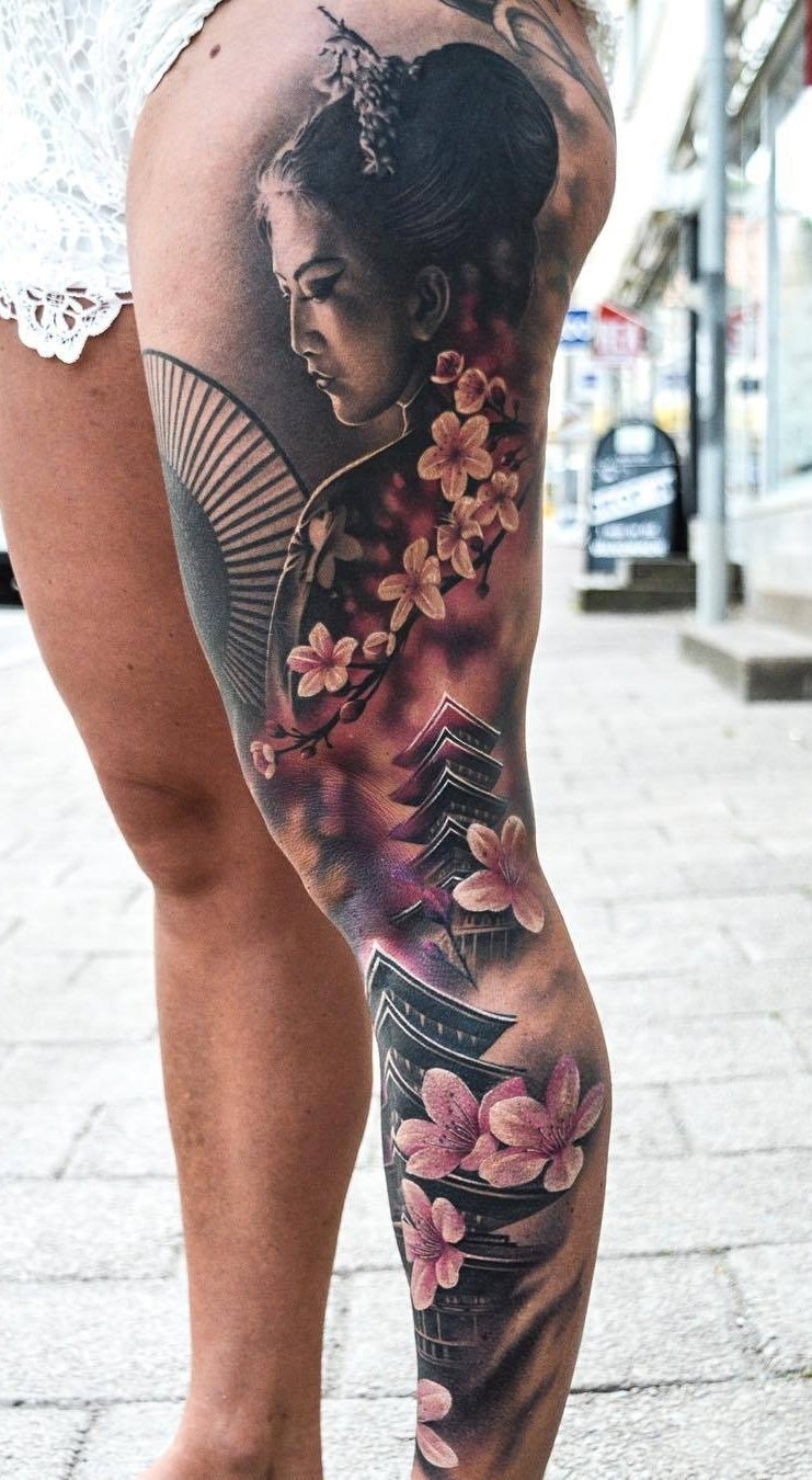 tatuaje en la pierna de mujer 20