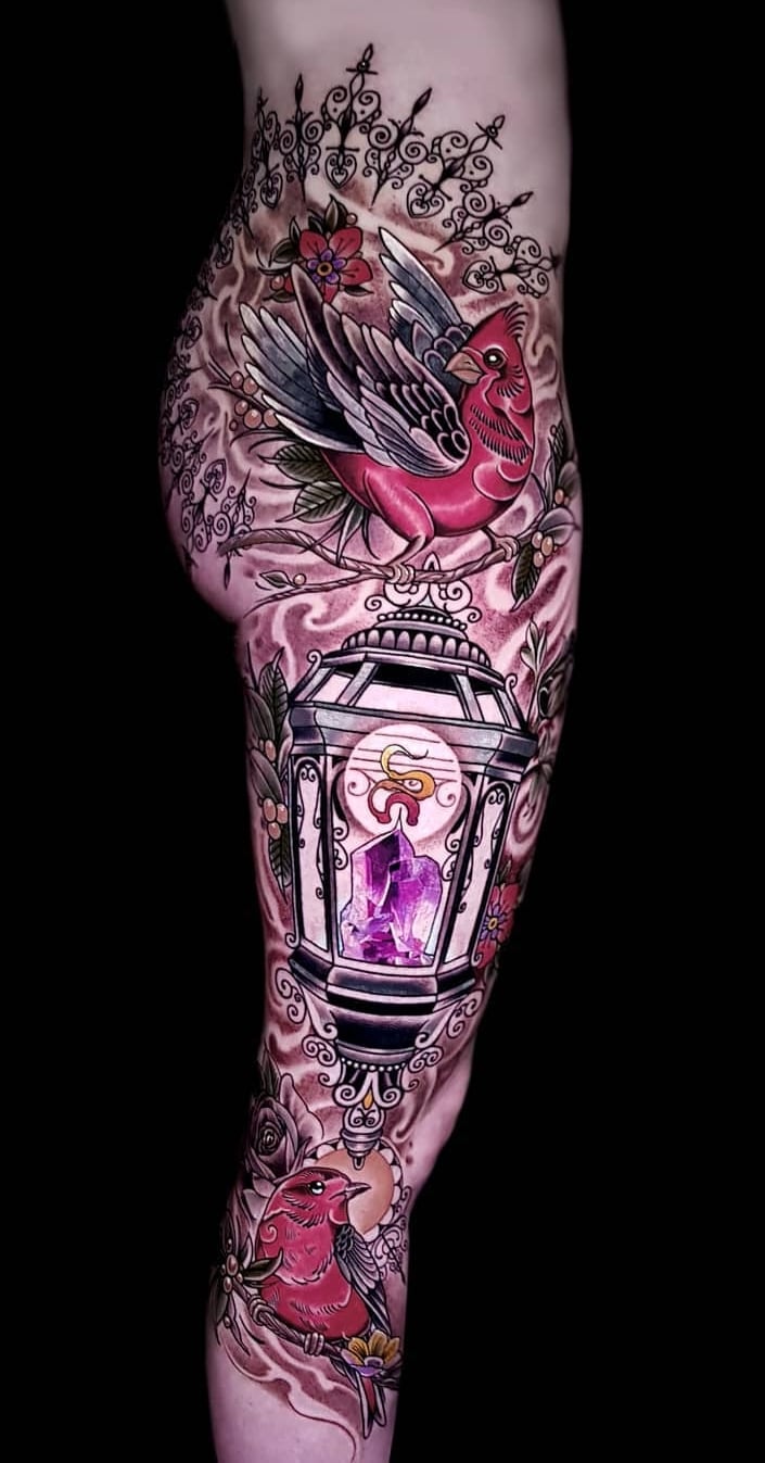 tatuaje en la pierna de mujer 25