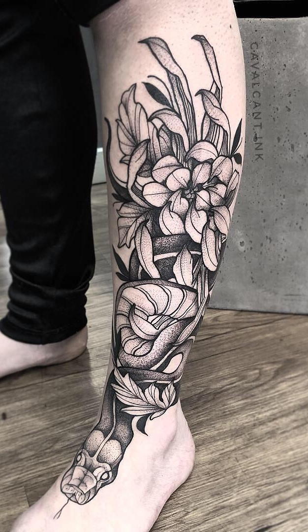 tatuaje en la pierna de mujer 28