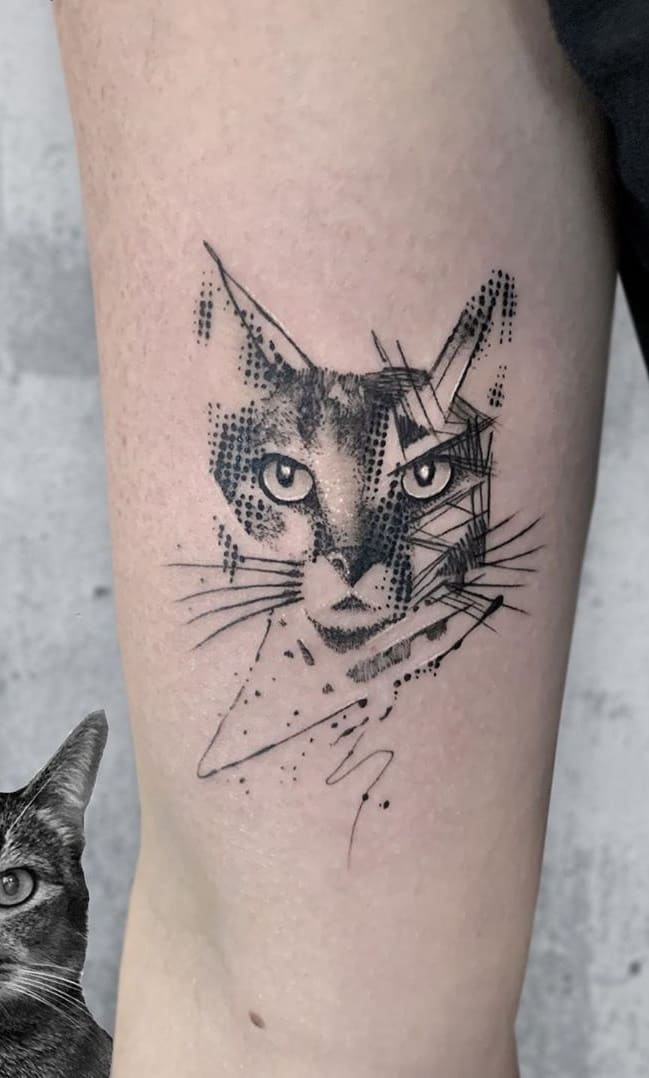 tatuaje gato para mujer 09