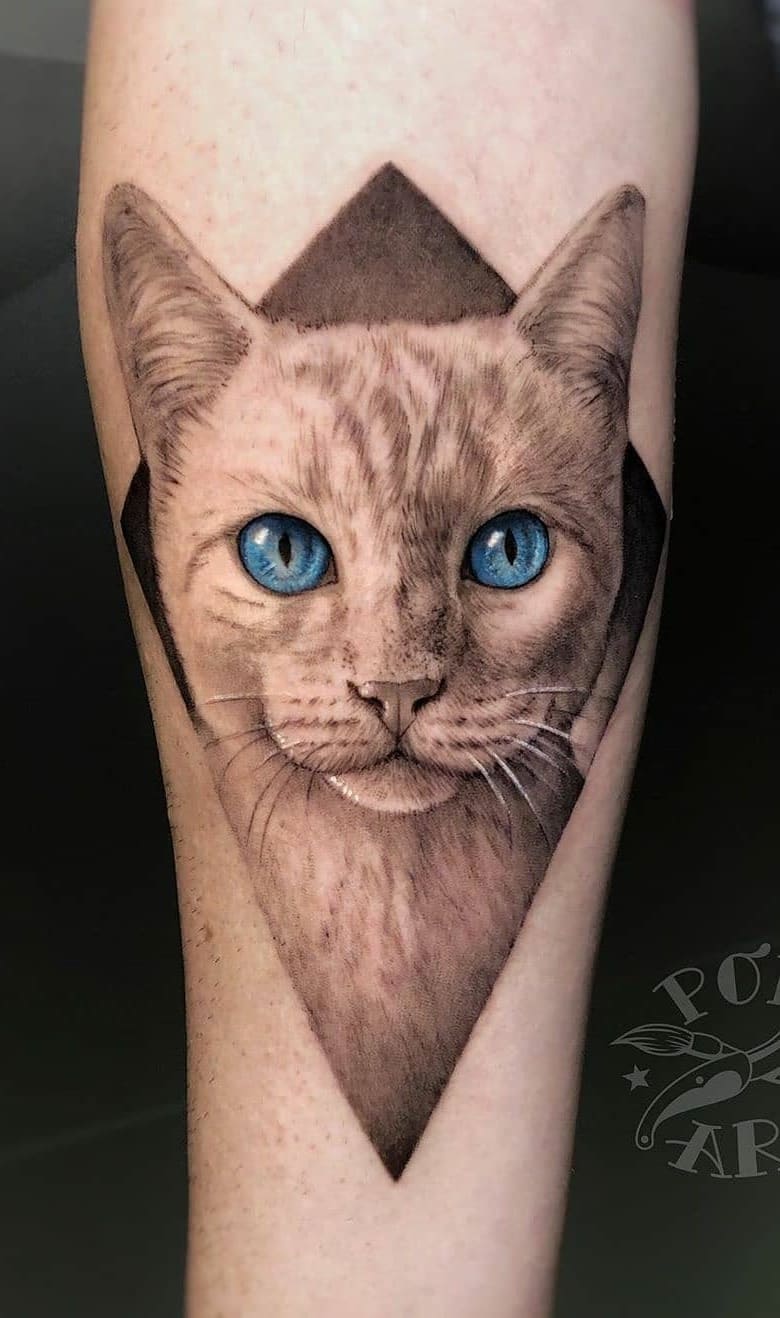 tatuaje gato para mujer 26