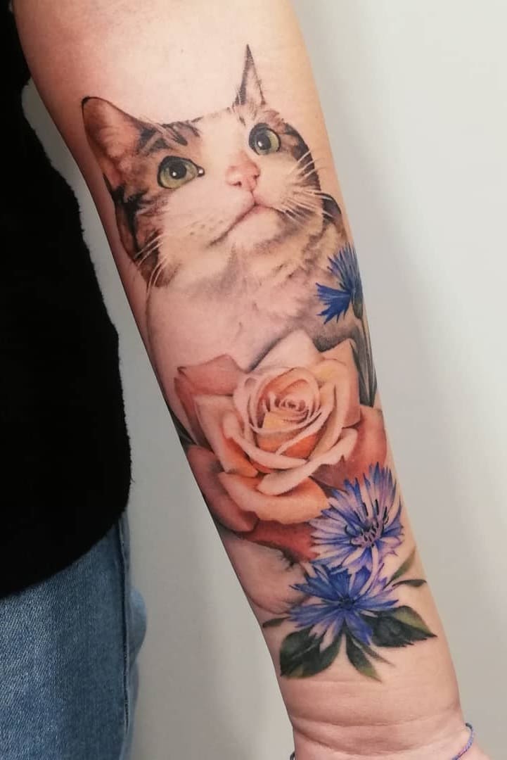 tatuaje gato para mujer 32
