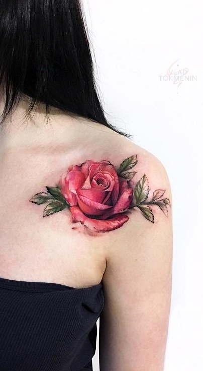 tatuaje hombro para mujer 24