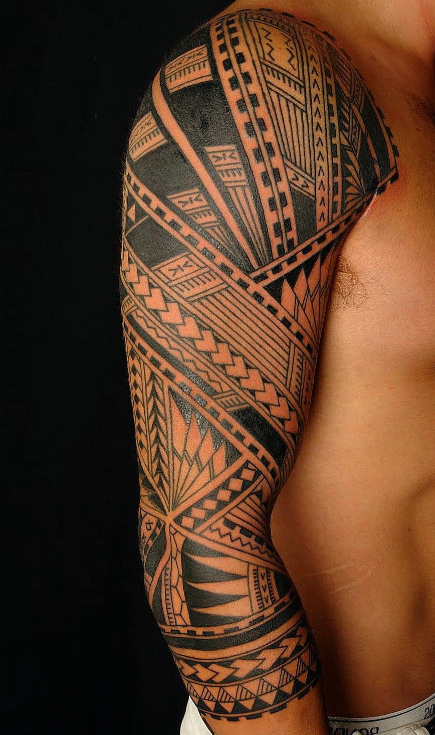 tatuaje tribal para hombre 19