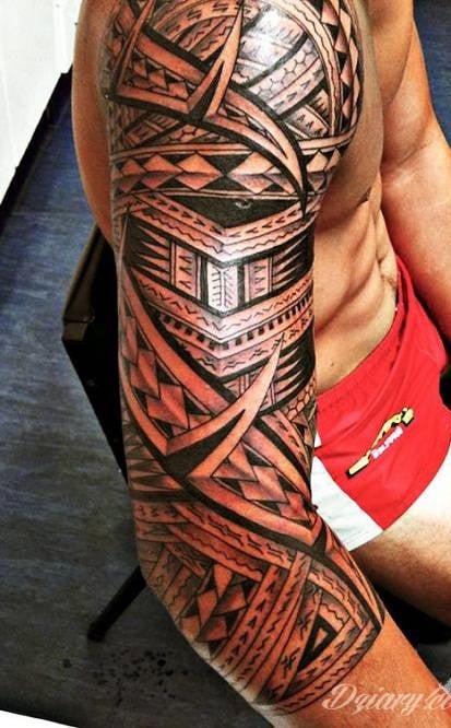 tatuaje tribal para hombre 52