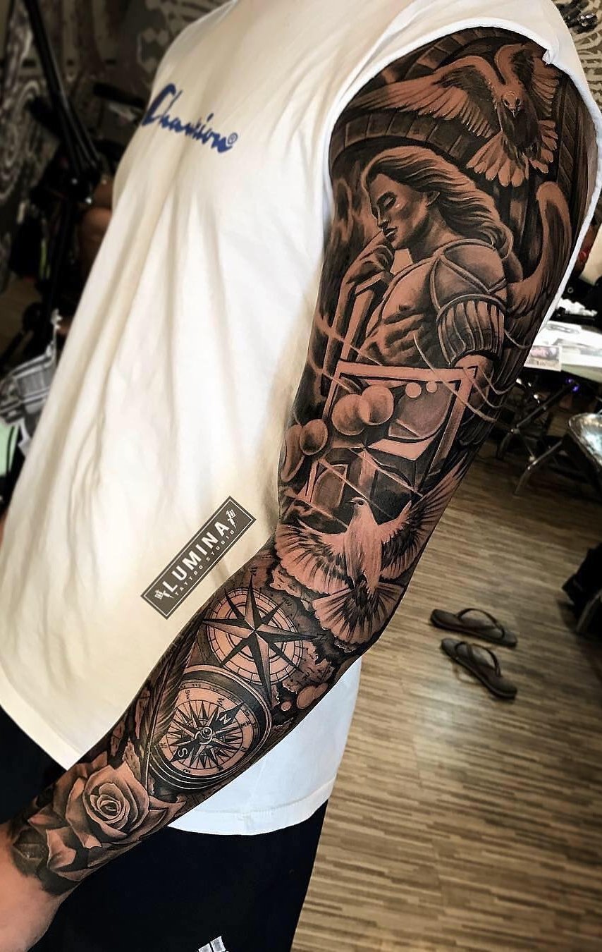 tattoo brazo completo en hombre 13