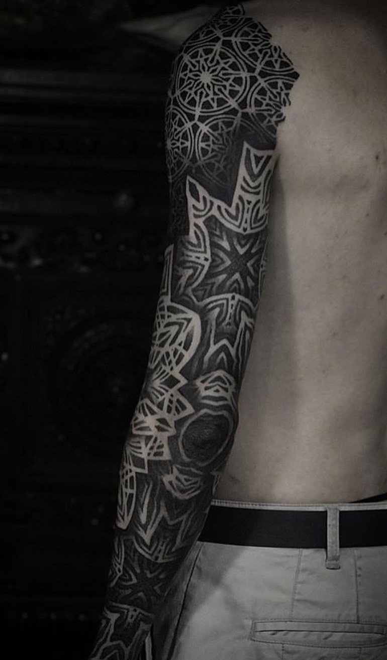 tattoo brazo completo en hombre 21