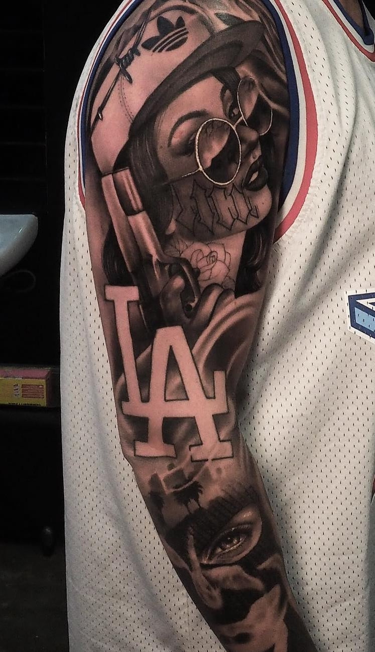 tattoo brazo completo en hombre 89