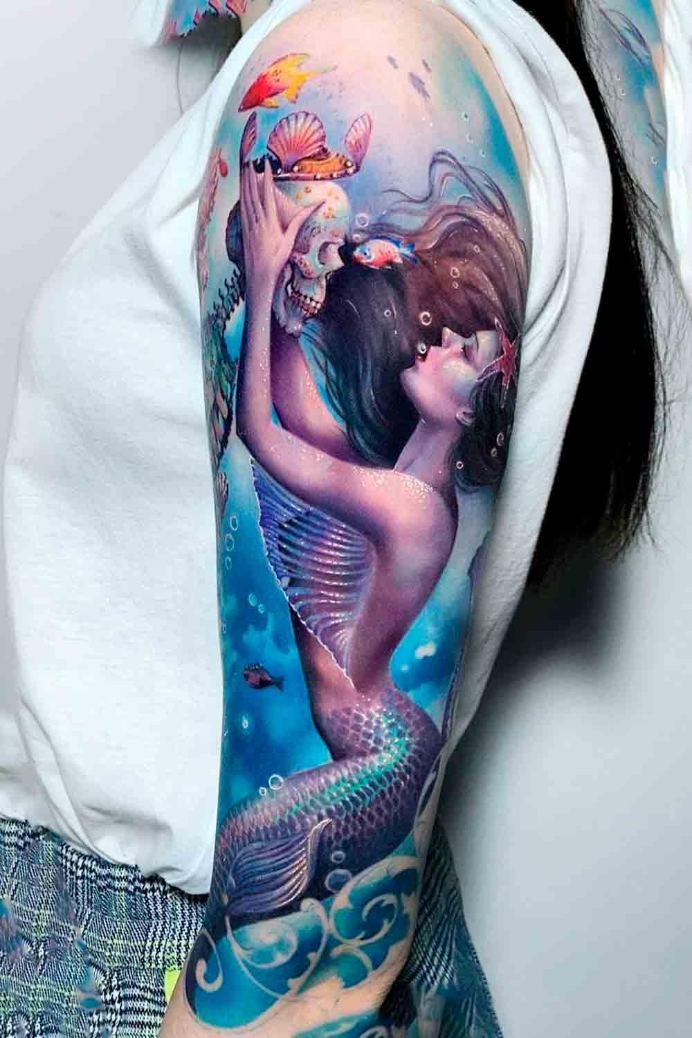 tatuaje de sirena en mujer 17