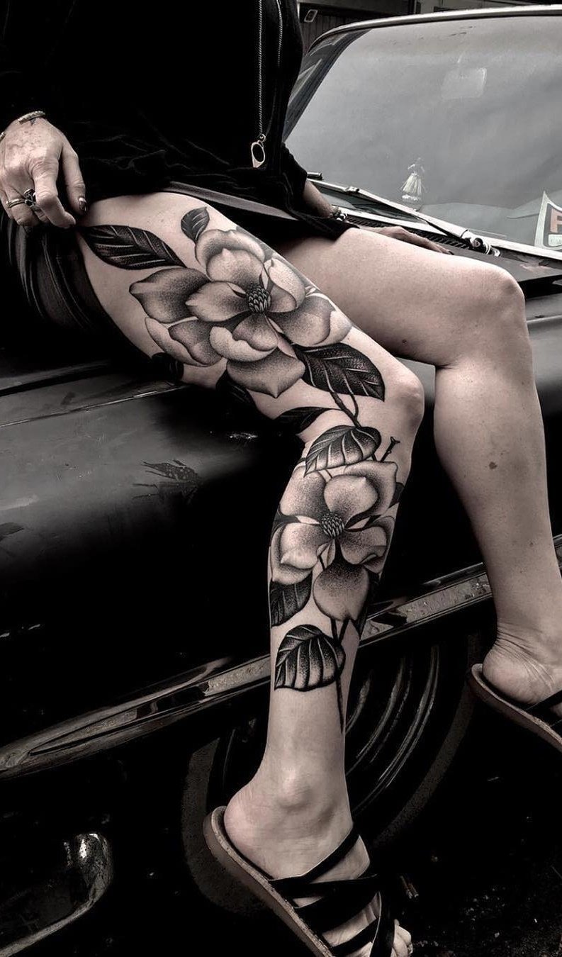 tatuaje en pierna de mujer 03