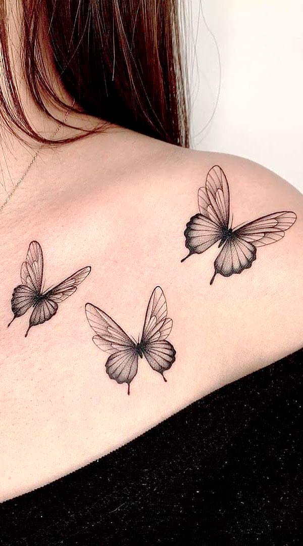 tatuaje femenino en el hombro 17