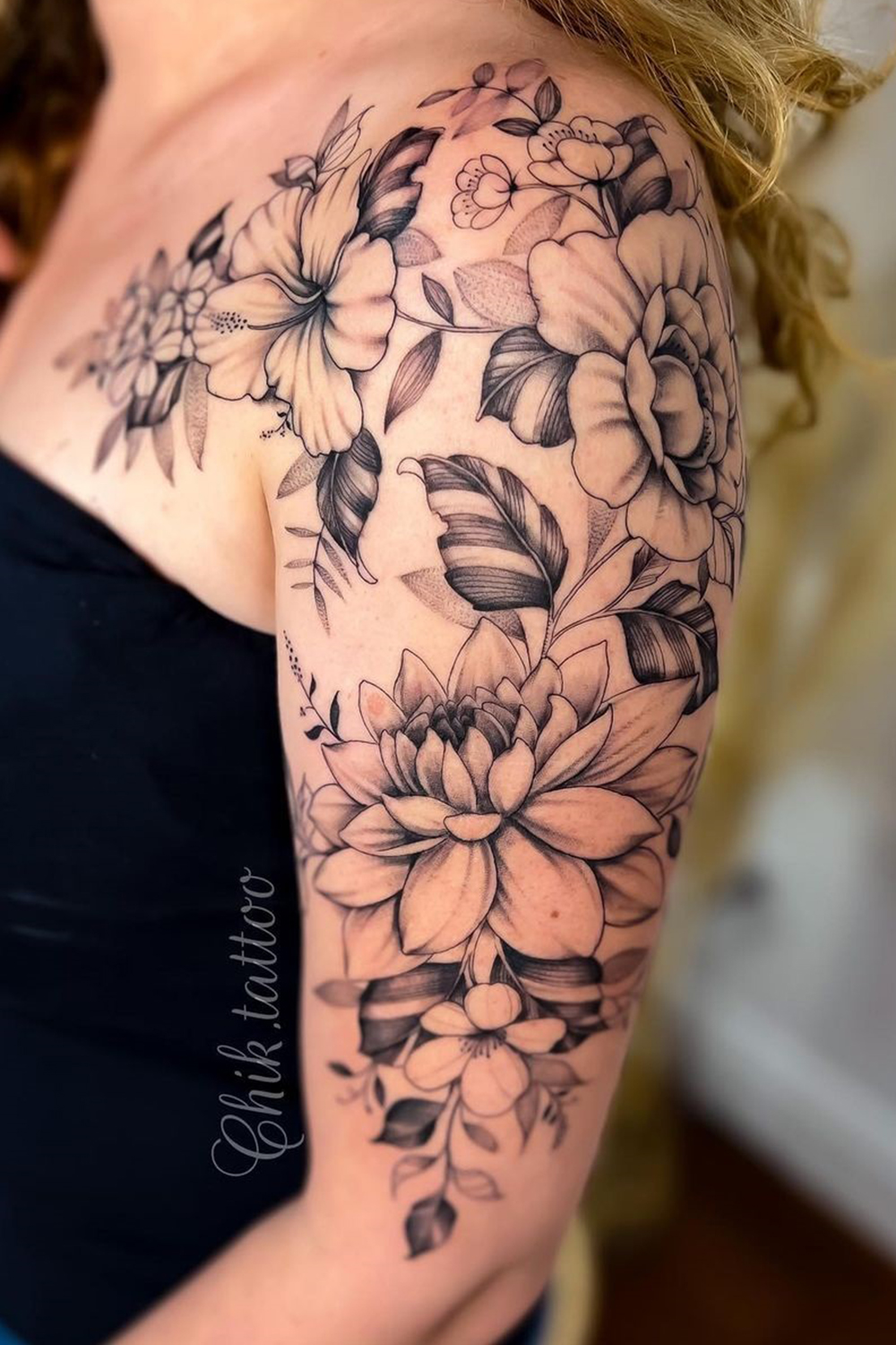 tatuaje femenino en el hombro 39