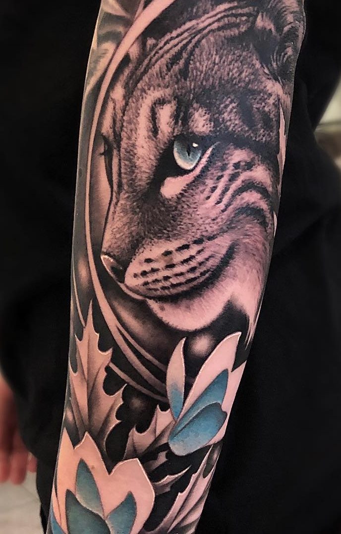 tatuaje gato en mujer 14