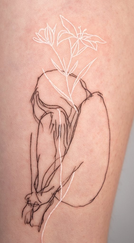 tatuaje tinta blanca mujer 19